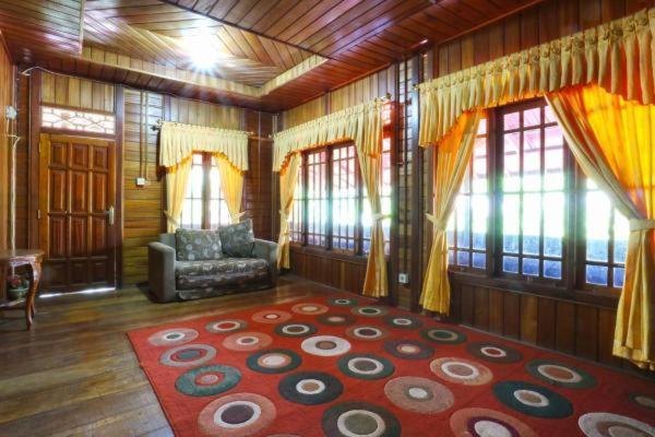 Hotel Aquarius Orange Puncak Exterior foto