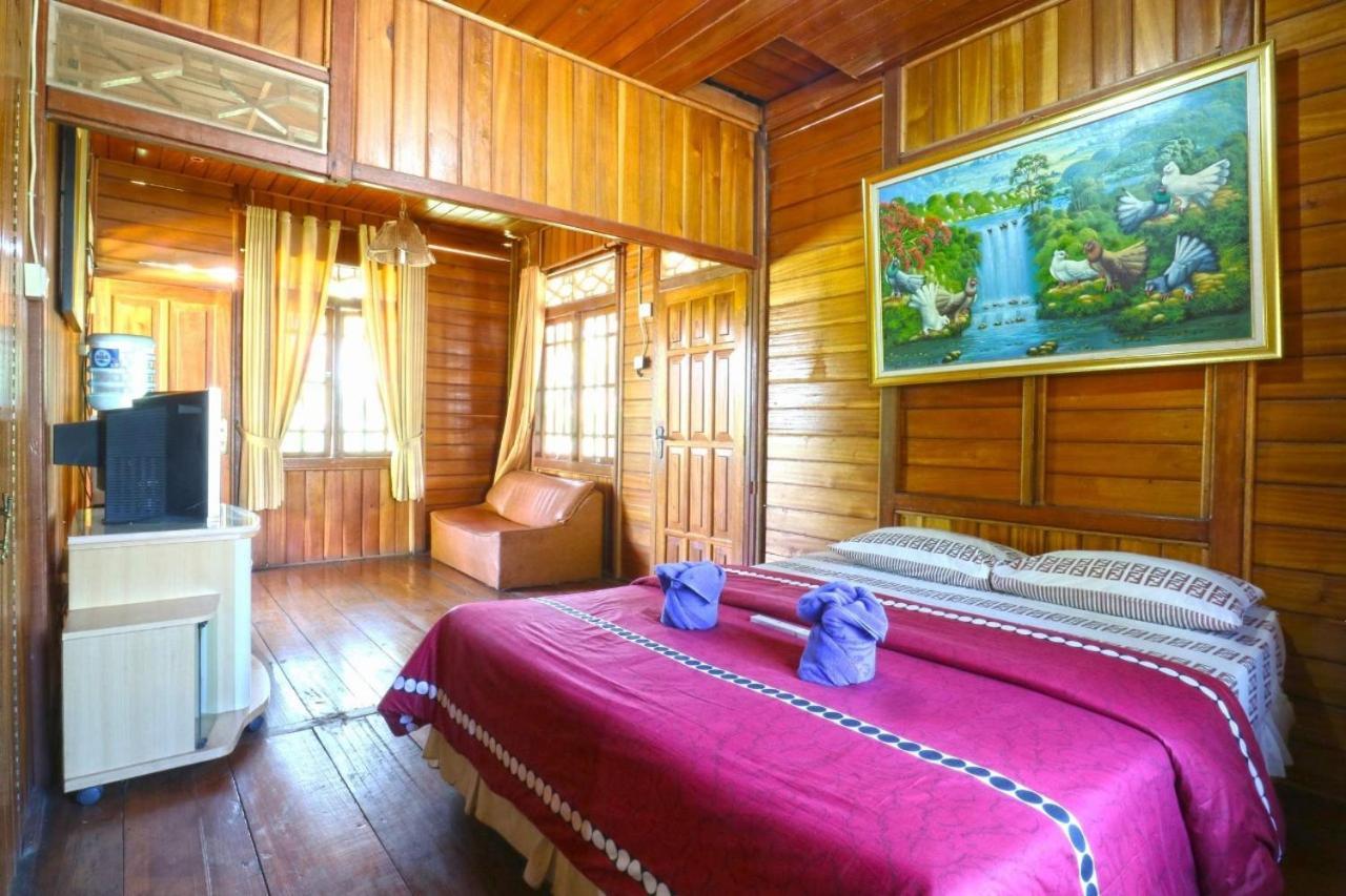 Hotel Aquarius Orange Puncak Exterior foto