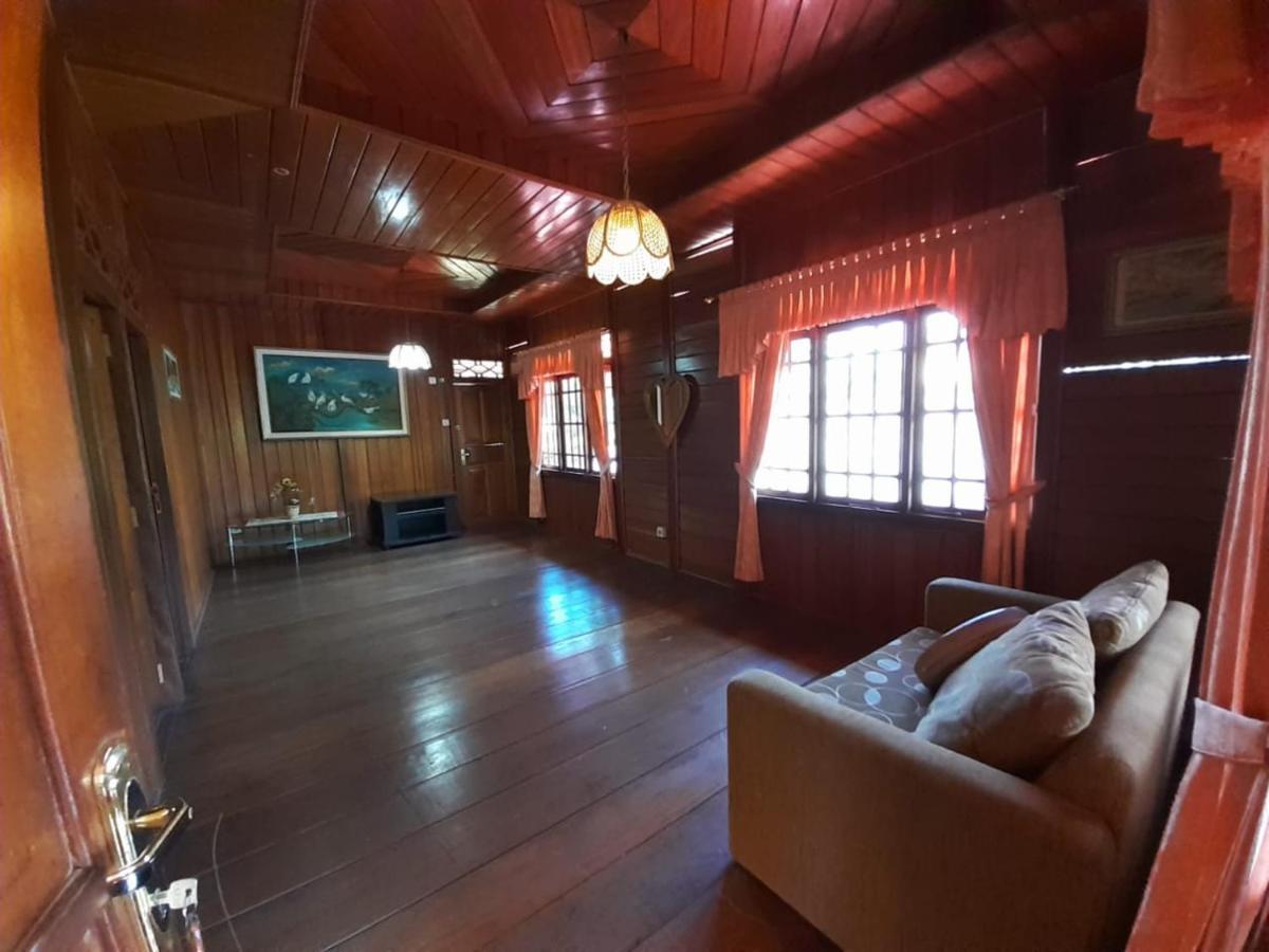 Hotel Aquarius Orange Puncak Exterior foto